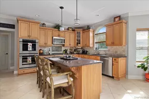 2 Pondside Ct, Mount Sinai, NY 11766 - Photo 11