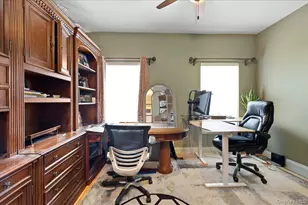 2 Pondside Ct, Mount Sinai, NY 11766 - Photo 25