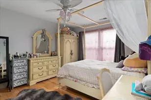 2 Pondside Ct, Mount Sinai, NY 11766 - Photo 23