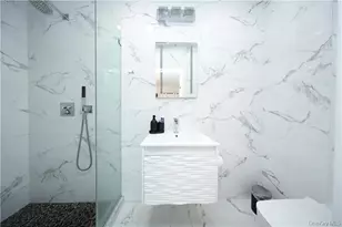 2295 E 26th St, Brooklyn, NY 11229 - Photo 29