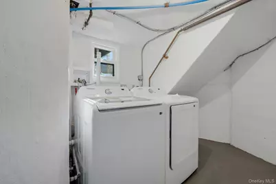 54 Rockland Avenue, Yonkers, NY 10705 - Photo 25