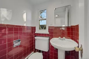 54 Rockland Ave, Yonkers, NY 10705 - Photo 15