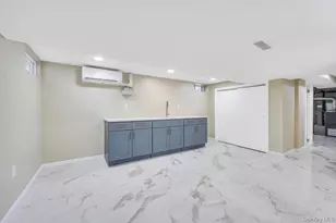 2127 Erma Dr, East Meadow, NY 11554 - Photo 19