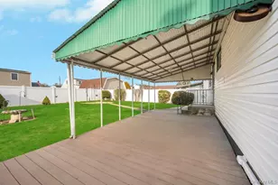 2127 Erma Dr, East Meadow, NY 11554 - Photo 27