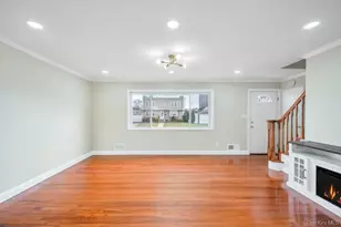 2127 Erma Dr, East Meadow, NY 11554 - Photo 7