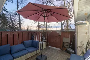 288 Feller Dr, Central Islip, NY 11722 - Photo 3