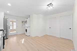 10 Pinedale Ave, Farmingville, NY 11738 - Photo 21