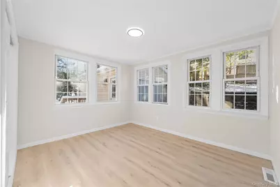 10 Pinedale Avenue, Farmingville, NY 11738 - Photo 19