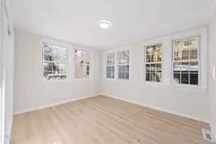 10 Pinedale Ave, Farmingville, NY 11738 - Photo 19