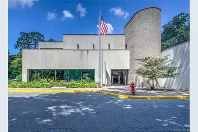 166 Pearsall Drive #5E, Mount Vernon, NY 10552 - Photo 21