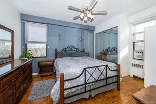 166 Pearsall Dr, Mount Vernon, NY 10552 - Photo 17