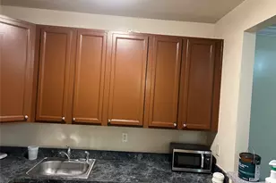 219 Surf Dr, Bronx, NY 10473 - Photo 23