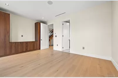 176-12 Kildare Road, Jamaica, NY 11432 - Photo 21