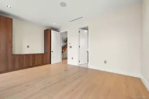 176-12 Kildare Rd, Jamaica, NY 11432 - Photo 21