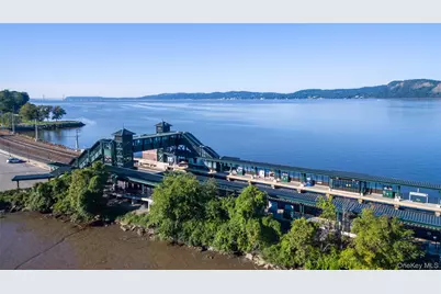 25 Maple Road, Briarcliff Manor, NY 10510 - Photo 49