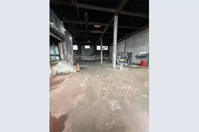 180-25 Liberty Avenue, Jamaica, NY 11432 - Photo 9