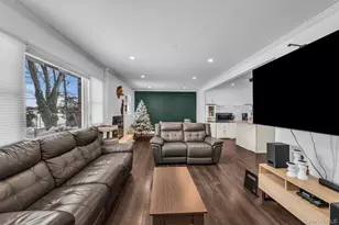 34 W Court Dr, Centereach, NY 11720 - Photo 3