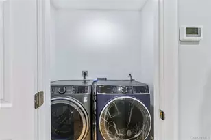 19 Stuyvesant Cir E, East Setauket, NY 11733 - Photo 35