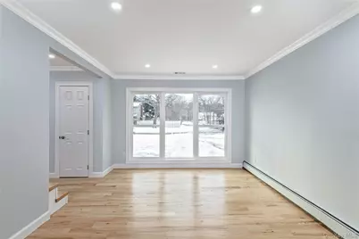 19 Stuyvesant Circle E, East Setauket, NY 11733 - Photo 9