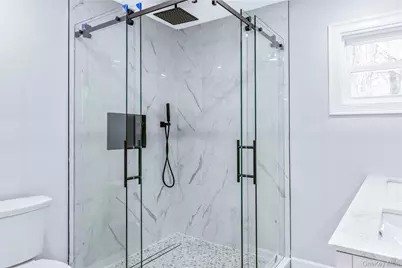 19 Stuyvesant Circle E, East Setauket, NY 11733 - Photo 33