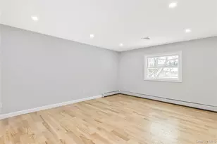 19 Stuyvesant Cir E, East Setauket, NY 11733 - Photo 29