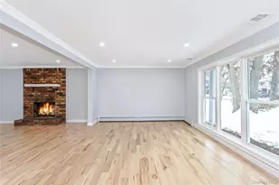 19 Stuyvesant Cir E, East Setauket, NY 11733 - Photo 17