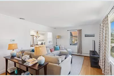 1110 Gillette Drive, East Marion, NY 11939 - Photo 19