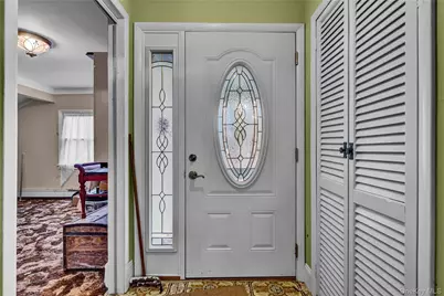 24 Piermont Court, Melville, NY 11747 - Photo 7