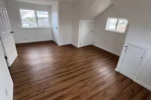 817 Ocean St, Lindenhurst, NY 11757 - Photo 9