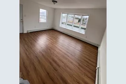 817 Ocean Street, Lindenhurst, NY 11757 - Photo 7