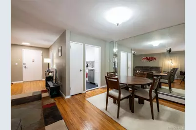 25 Park Place #2C, Great Neck, NY 11021 - Photo 3