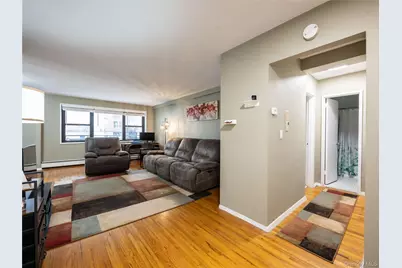 25 Park Place #2C, Great Neck, NY 11021 - Photo 9