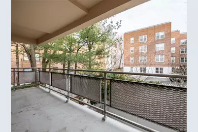 25 Park Place #2C, Great Neck, NY 11021 - Photo 19