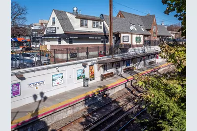 25 Park Place #2C, Great Neck, NY 11021 - Photo 31