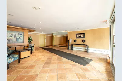 25 Park Place #2C, Great Neck, NY 11021 - Photo 25