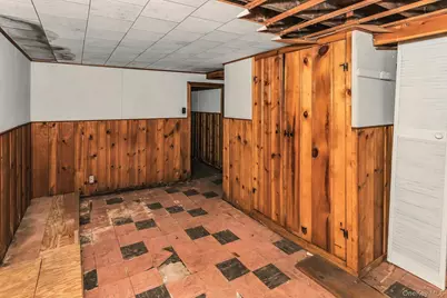 5 Preston Lane, Hicksville, NY 11801 - Photo 23