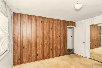 5 Preston Lane, Hicksville, NY 11801 - Photo 7