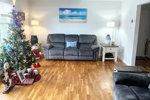 12 Danbury Ct, Suffern, NY 10901 - Photo 3