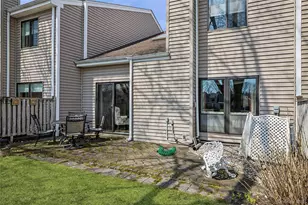 157 Hidden Ponds Cir, Smithtown, NY 11787 - Photo 25