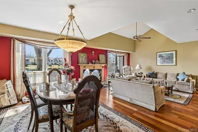 157 Hidden Ponds Circle, Smithtown, NY 11787 - Photo 9