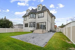 772 Park Ln, Woodmere, NY 11581 - Photo 35