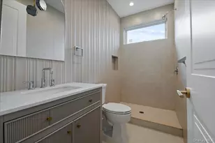 772 Park Ln, Woodmere, NY 11581 - Photo 23