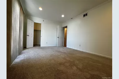 79 Bailey Court #79, Middle Island, NY 11953 - Photo 9