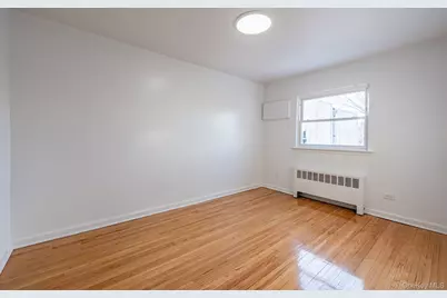 1913 Barnes Avenue, Bronx, NY 10462 - Photo 11