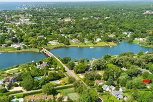 424 Main St, Quiogue, NY 11978 - Photo 3