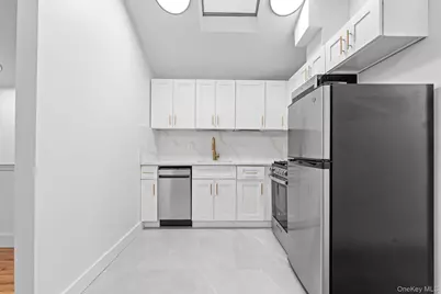 8332 159th Street, Jamaica, NY 11432 - Photo 9