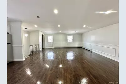 25416 Craft Avenue #2, Rosedale, NY 11422 - Photo 3