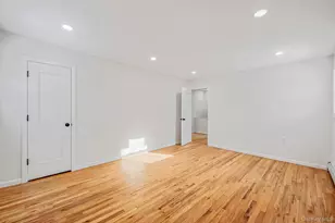 15 Terry Ct, North Babylon, NY 11703 - Photo 17