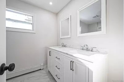 15 Terry Court, North Babylon, NY 11703 - Photo 23