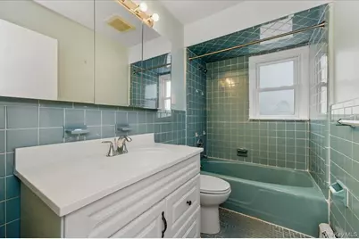 401 W Walnut Street #Upper, Long Beach, NY 11561 - Photo 13